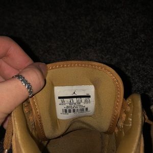 Nike Air Jordan 1 mid